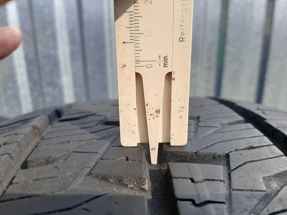 2x Opony całoroczne 235/65R16C Continental VanContact4Season 2022r
