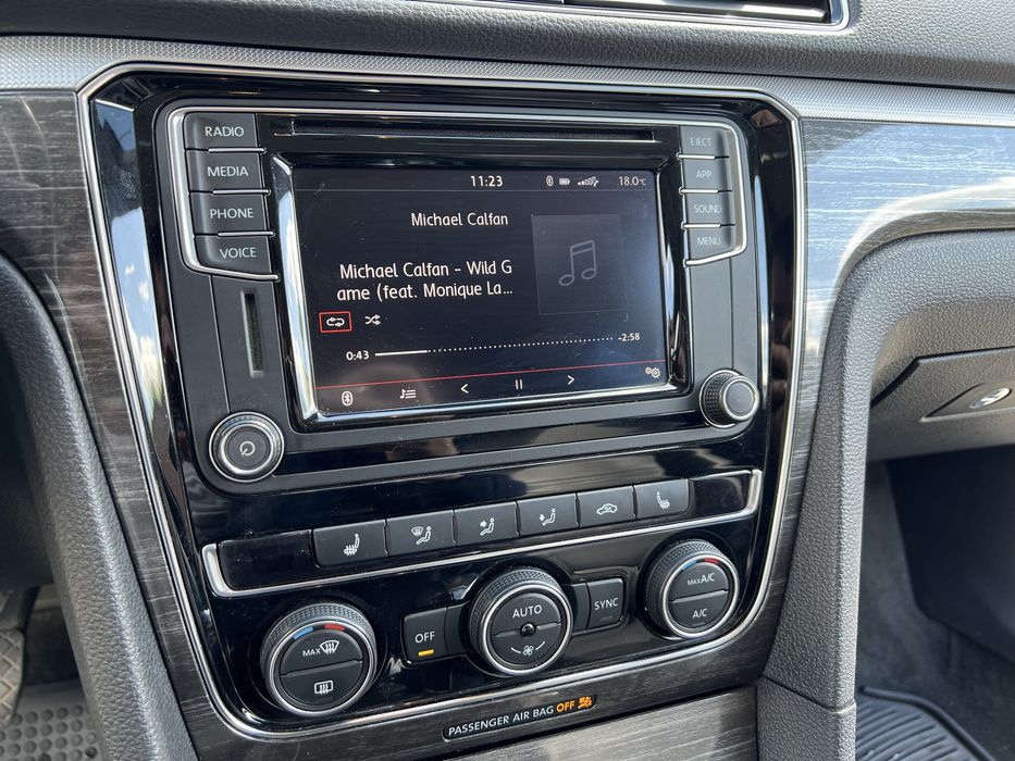 VW Passat SE 2018