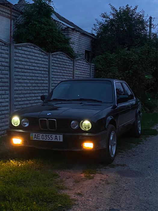 BMW E30 купе m40b18