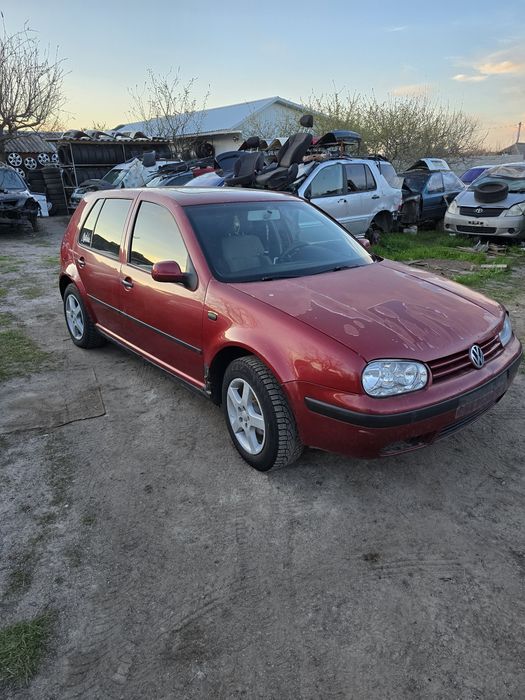 Шрот запчастини розбор GOLF 3,4 1.9диз.