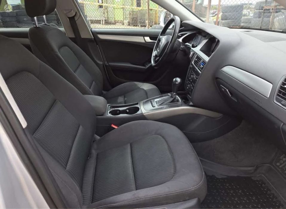 Audi A4B8 2.0 автомат