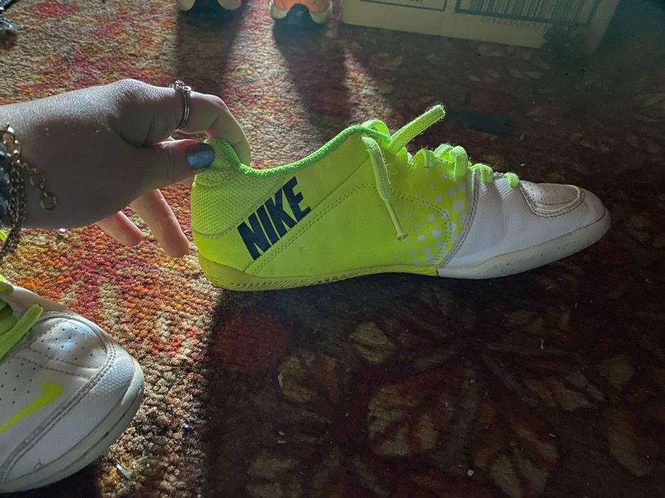 Nike. Rozmiar 35
