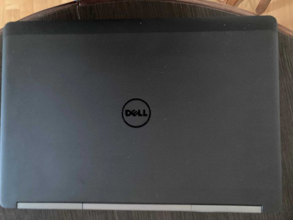 Dell Precision 7510 Xeon 32GB M1000M 512SSD 1 TB HDD
