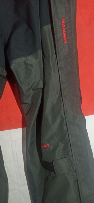 Мужские трекинговыелыжные брюки MAMMUT  Extreme Gor-Tex раз.46-52.