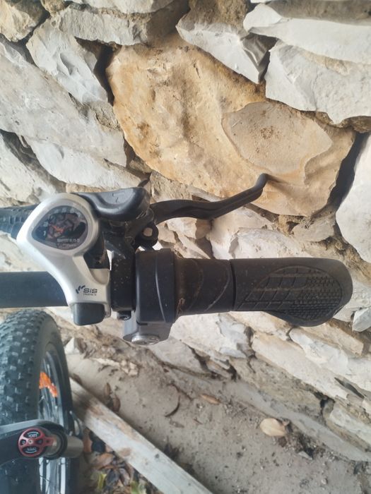 Bicicleta elétrica dobrável