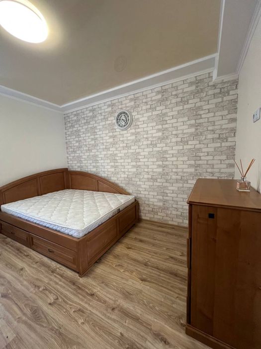 Оренда 2х кімнатної в центрі