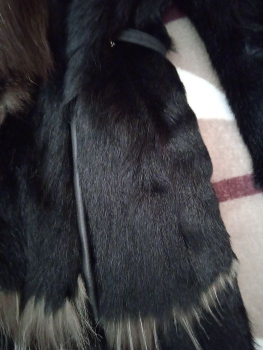 Шуба коза чернобурка