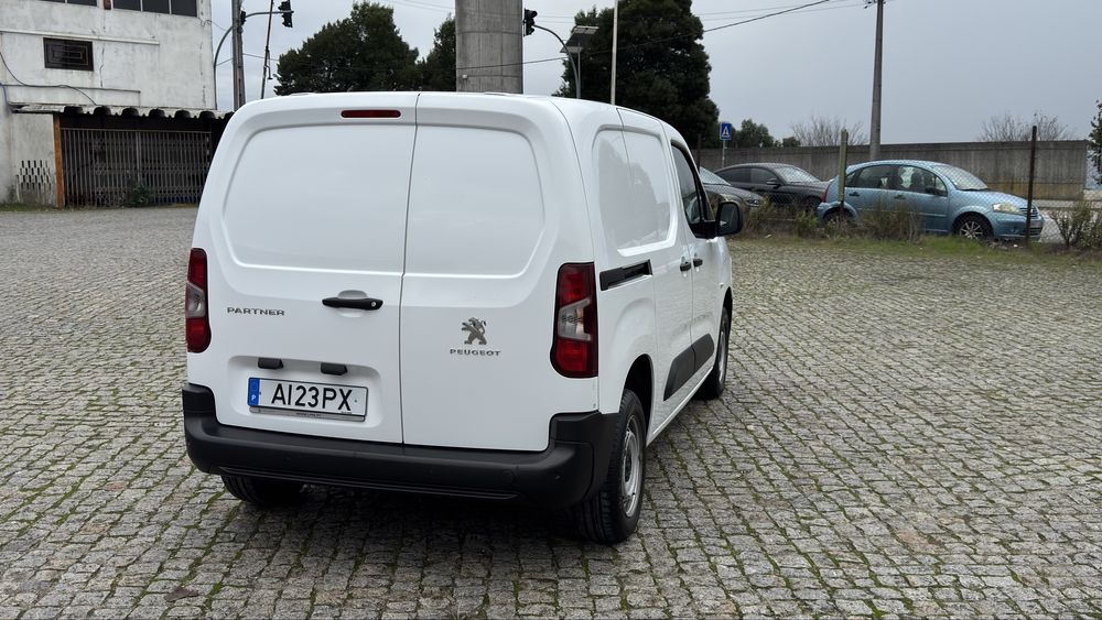 Peugeot partner 1.5 hdi 3 lug 2021