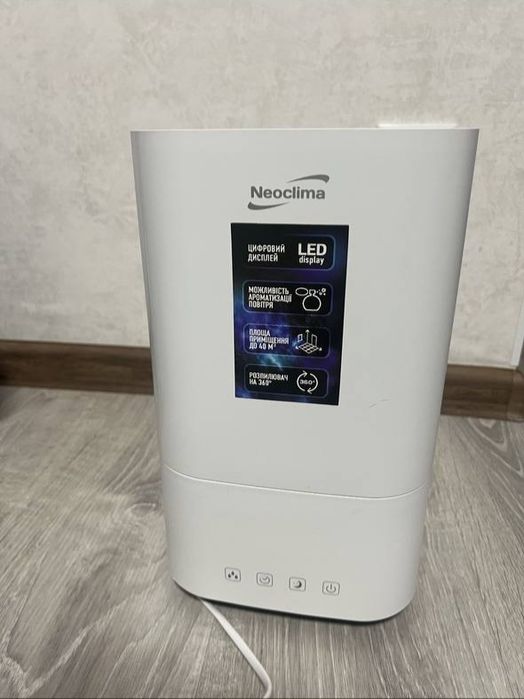 Зволожувач повітря Neoclima SP-55W