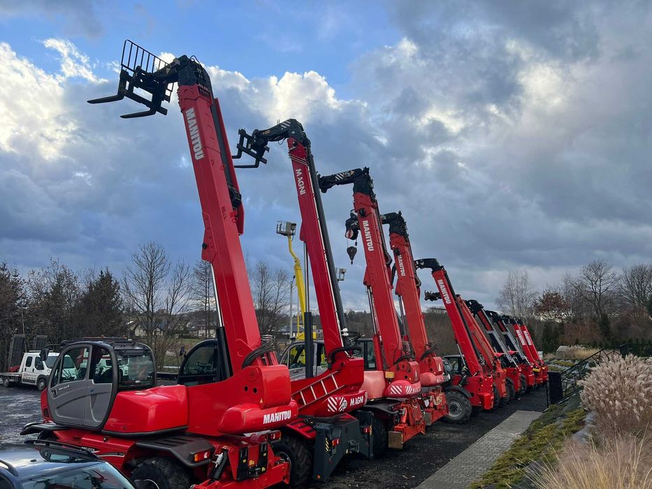 Ładowarka teleskopowa wózek widłowy wynajem Manitou MRT obrotowa