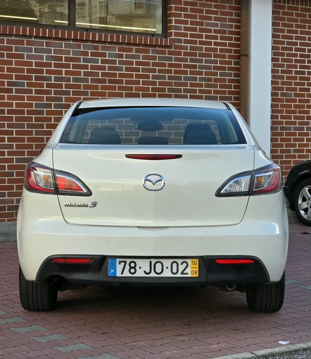 Mazda 3 Sedan 1.6 MZR 110cv