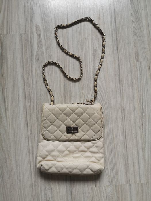 Beżowa torebka crossbody