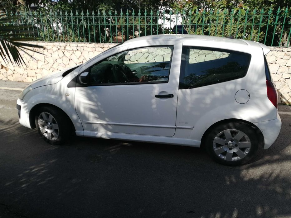 Vende-se Citroën  C2 Branco