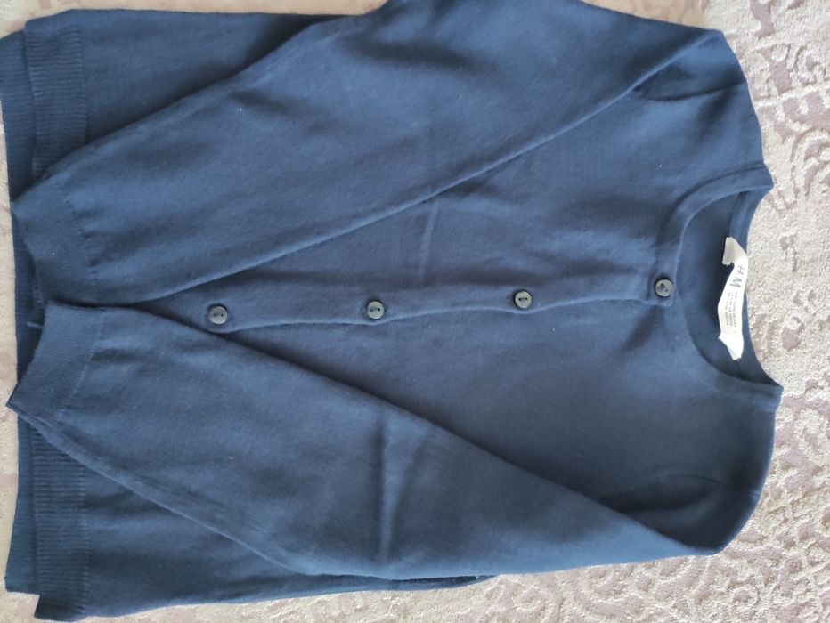 Sweterek granatowy na guziki