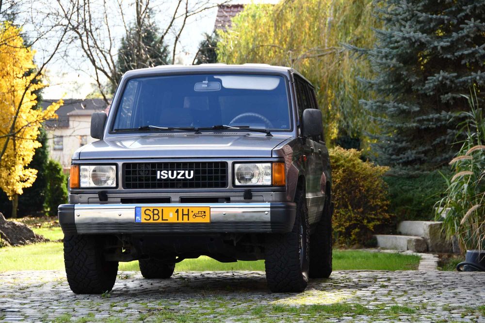 Sprzedam ISUZU TROOPER | 1987 | 2.8 | LWB | Stan kolekcjonerski