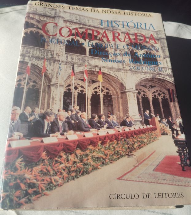 Livro Coleção Grandes Temas da Nossa História  Comparada Circulo de Leitores Novo