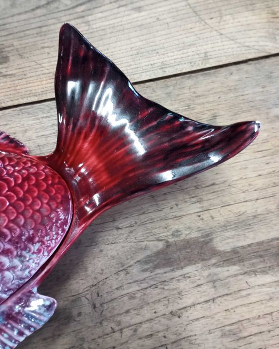 Terrina com tampa "Peixe" faiança Secla