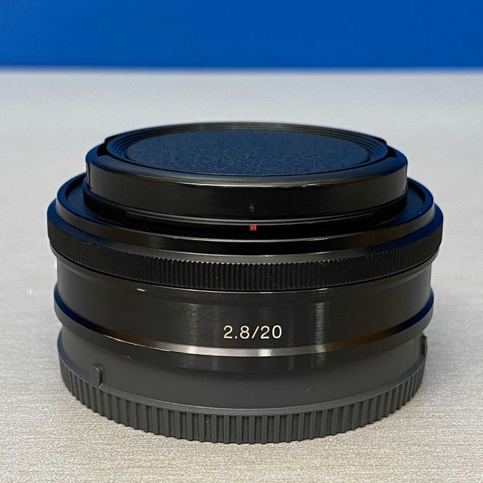Sony E 20mm f/2.8
