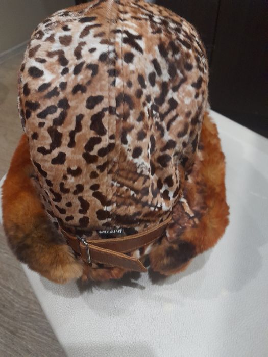 Шапка женская,натуральный мех