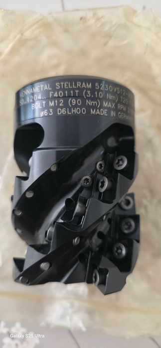Lote CNC - Fresas e Pastilhas Kennametal / Sandvik (Novas)