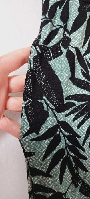 Jak nowe Spodnie Wiskoza legginsy lejące Peacocks 12/40 42/44