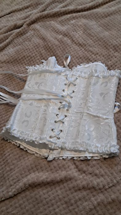 Білий готичний корсет. Розмір L
