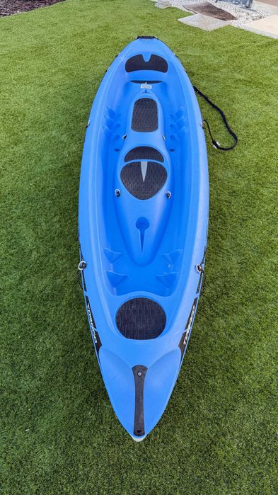 Kayak rígido 3 lugares + 2 remos + 2 assentos + 3 coletes salva-vidas