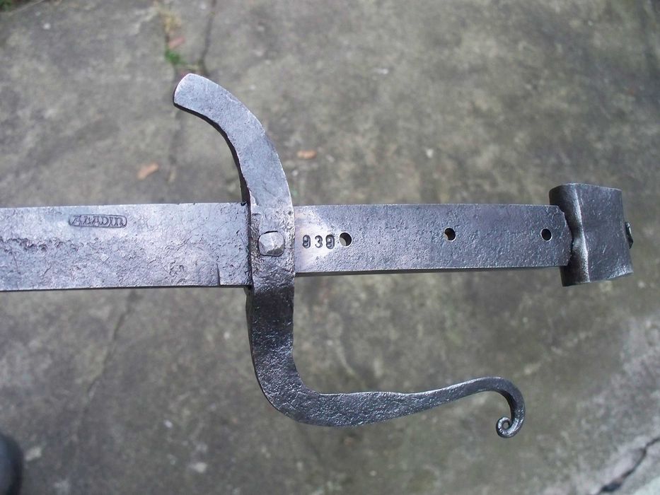 Kord tasak XV w. kuty - hartowany - Nr 939