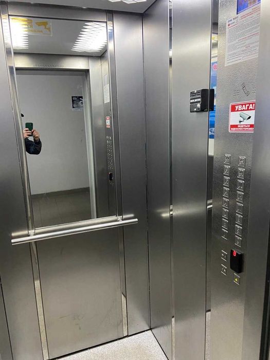 Оренда 1 кімнатної квартири п-т. Академіка Глушкова 9Д метро Іподром, Теремки, студія, генератор на все