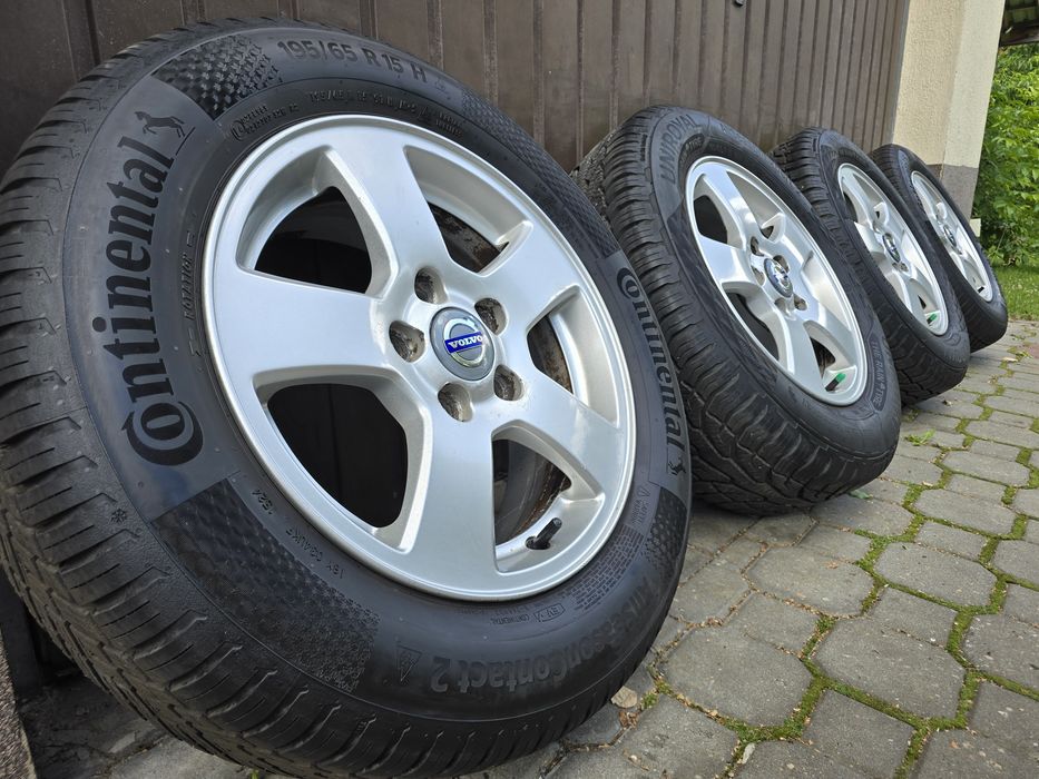 Felgi z oponami 195/65R15 Volvo C30 5x108 S40 V40 V50 Ford Focus Mondeo C-Max Fusion