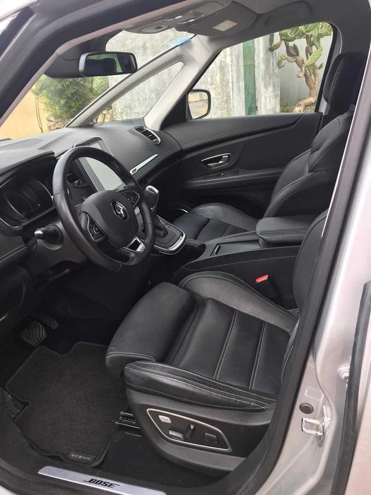 Renault Grand Scénic 1.6 BOSE EDITION 160 CV 7 lugares - 17