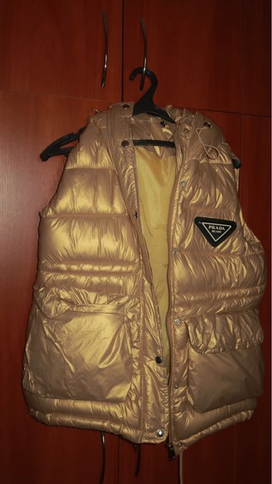 Жилетка prada