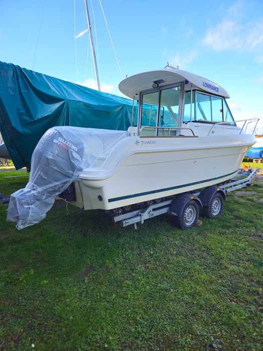 Łódż motorowa Jeanneau  Merry Fisher  625