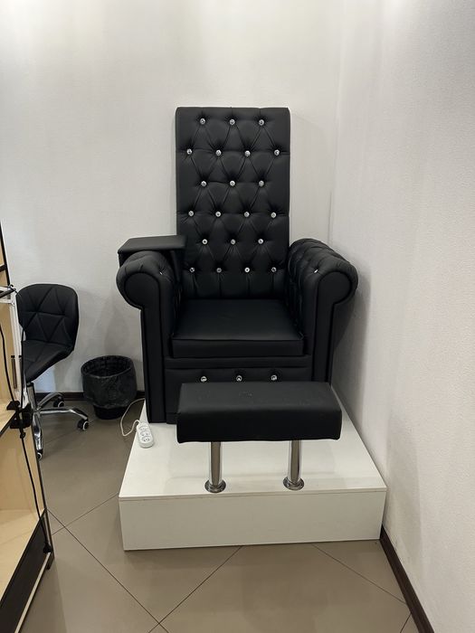 Сдам в аренду место для мастера парикмахера