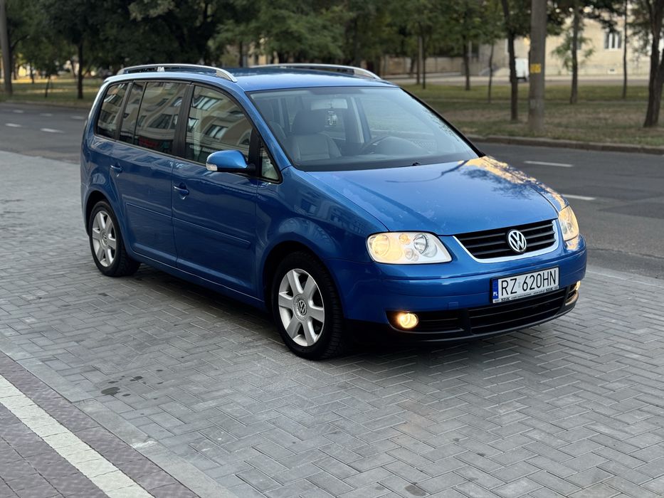 Volkswagen Touran 2.0TDI_Автомат ,7місць !
