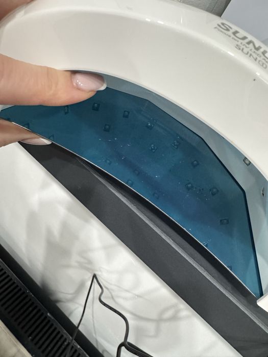 Лампа для манікюра SUNUV нова