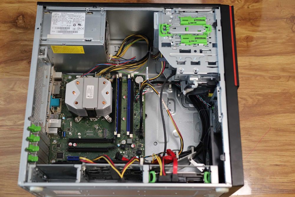 Компю'тер intel Xeon E3-1245 v5 (i7-6700)\8GB DDR4\500GB Fujitsu CELSIUS W550n з m2 1151 socket