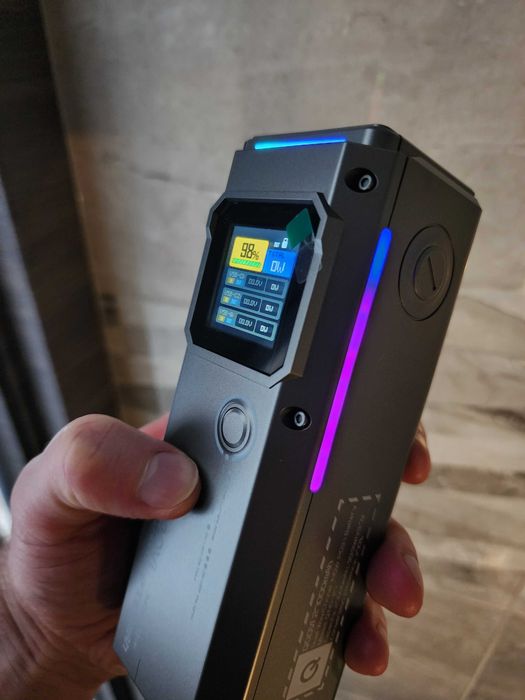 повербанк QOOVI 27000mAh 99Wh Power Bank PD 140W NEON