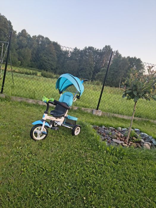 Rowerek trójkołowy Movino z rączką do prowadzenia i daszkiem