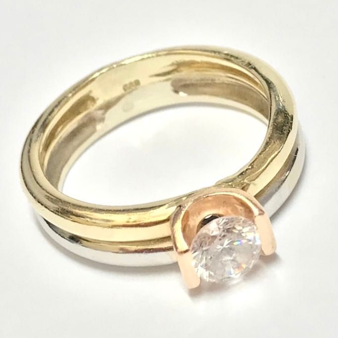 Złoty PIERŚCIONEK 14K 585 trzy KOLORY złota KAMIEŃ cud r. 17