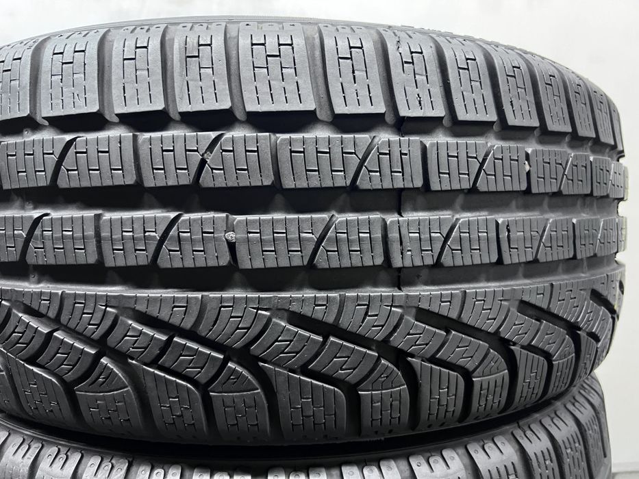 2шт зима 225/40/R18 7,3мм 2022р Pirelli SottoZero Winter 240 Serie 2