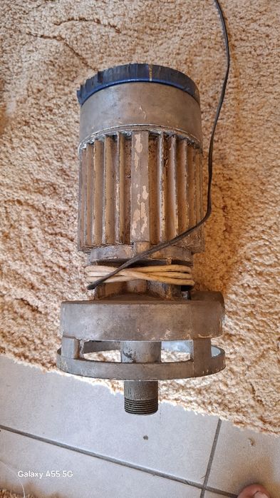 Водний насос для полива БЦ после реставрации