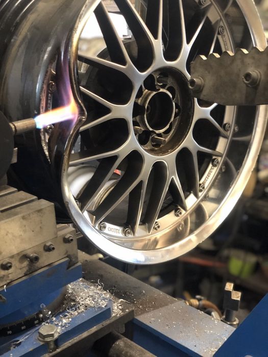 Prostowanie Spawanie Felg Aluminiowych Stalowych Malowanie Felg