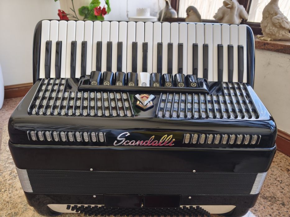 Acordeão Scandalli Musette 4 Voz