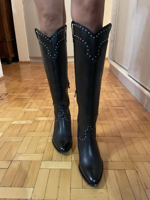 Karl Lagerfeld buty ze skory.