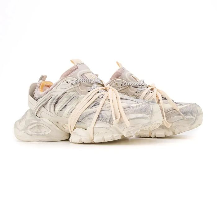 Сірі жіночі кросівки Adidas Vento XLG Deluxe Beige Grey