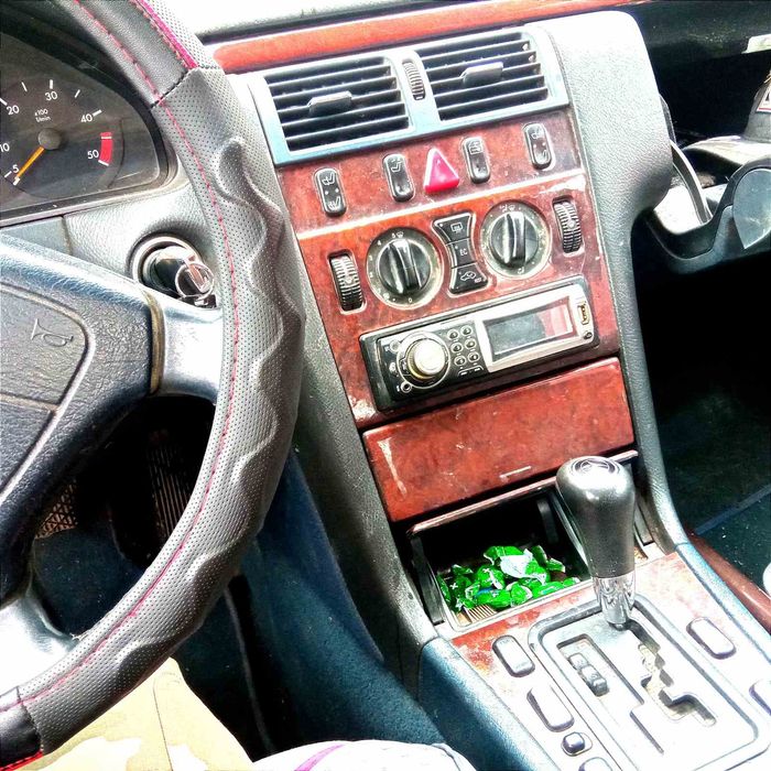 Мерседес 210 E300d
