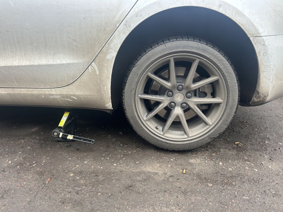Домкрат Mercedes A B R Class Tesla 3 Model S Y X