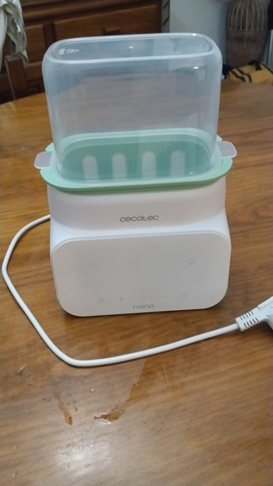 Aquecedor de biberões Cecotec
