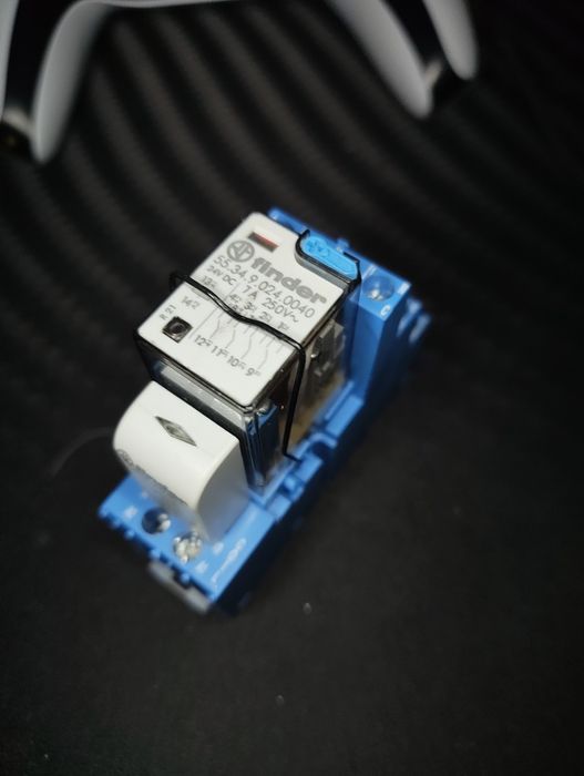 Używany przekaźnik interfejsowy Finder